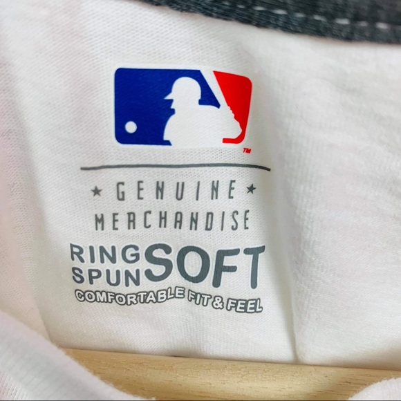 Chicago Cubs Wrigley Field Baseball T-Shirt MLB - Picture 5 of 6